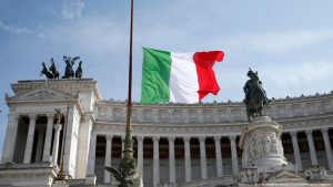 Италия удължава извънредното положение до май?