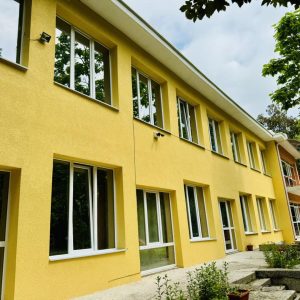 С обновени и енергийно ефективни сгради са още две детски градини във Враца