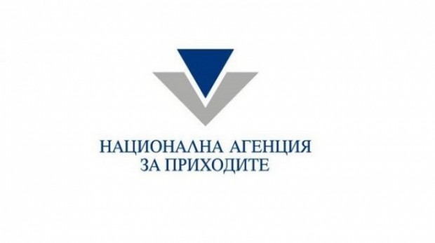 Абитуриентите плащат сами здравните си осигуровки през летните месеци